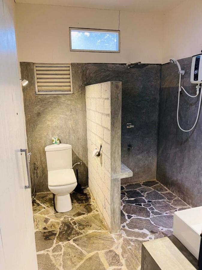 Villa Thotupola 아훈갈라 외부 사진
