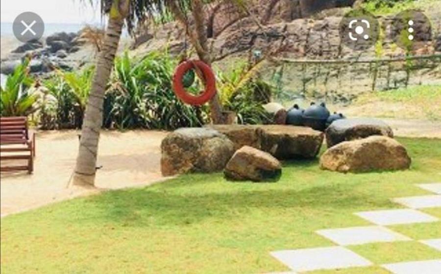 Villa Thotupola 아훈갈라 외부 사진