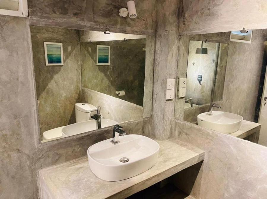Villa Thotupola 아훈갈라 외부 사진
